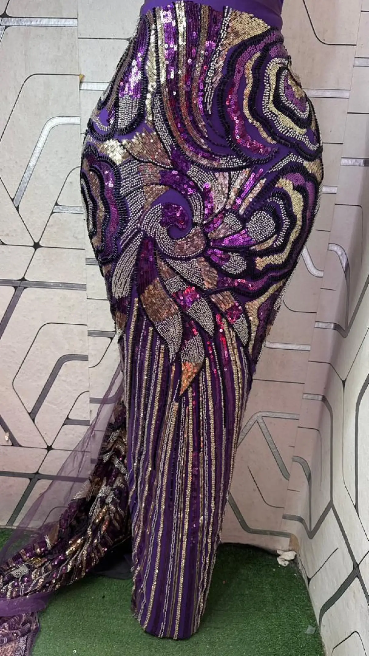 Vintage design, mesh, lace, chiffon, jodge,crep, damask, beeded and more - Image 11