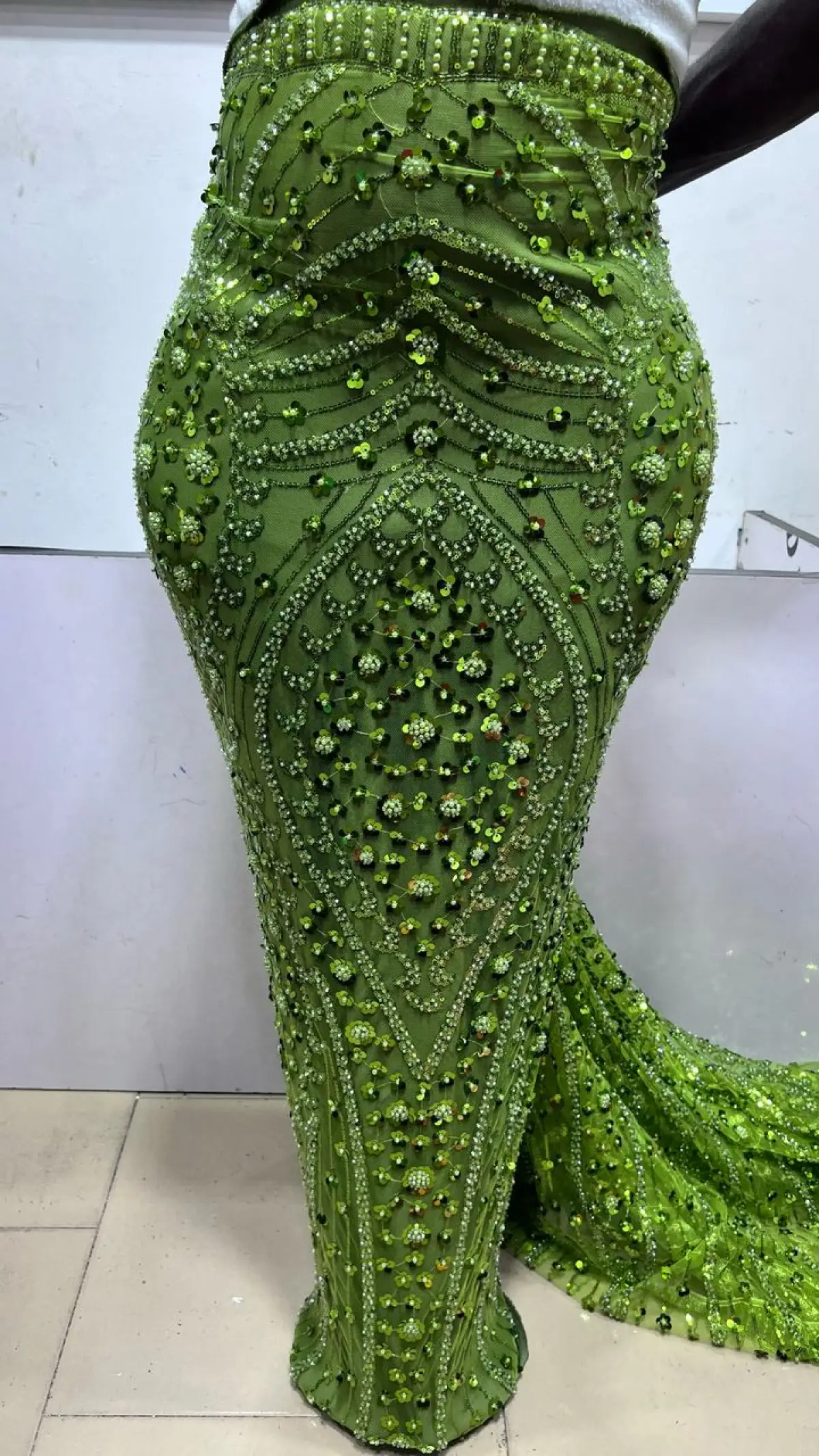 Vintage design, mesh, lace, chiffon, jodge,crep, damask, beeded and more - Image 15