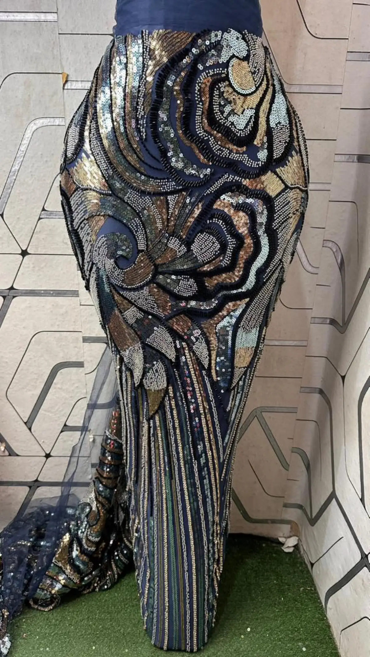 Vintage design, mesh, lace, chiffon, jodge,crep, damask, beeded and more - Image 19