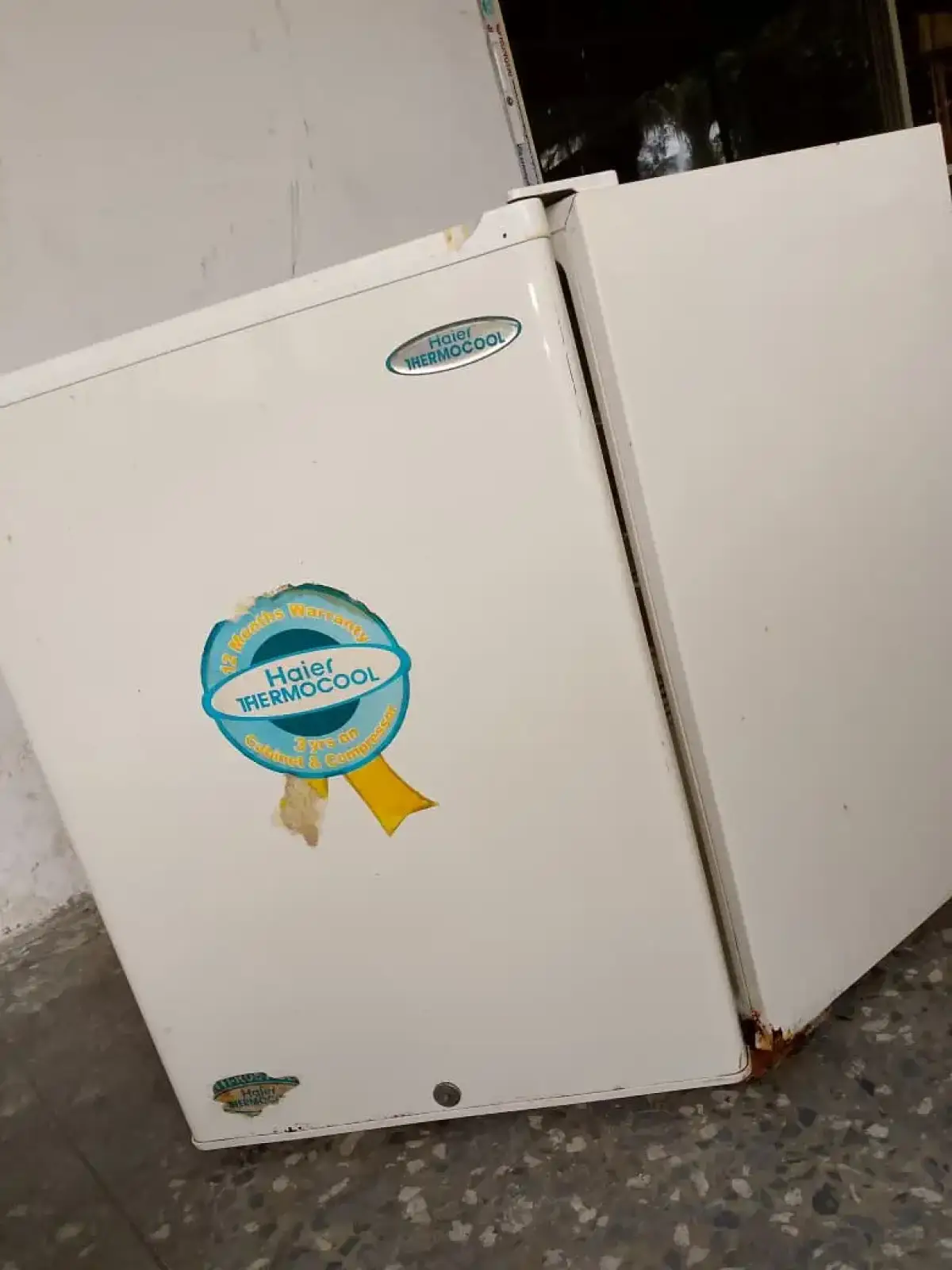 Haier thermocool refrigerator the price is negotiable - Image 2