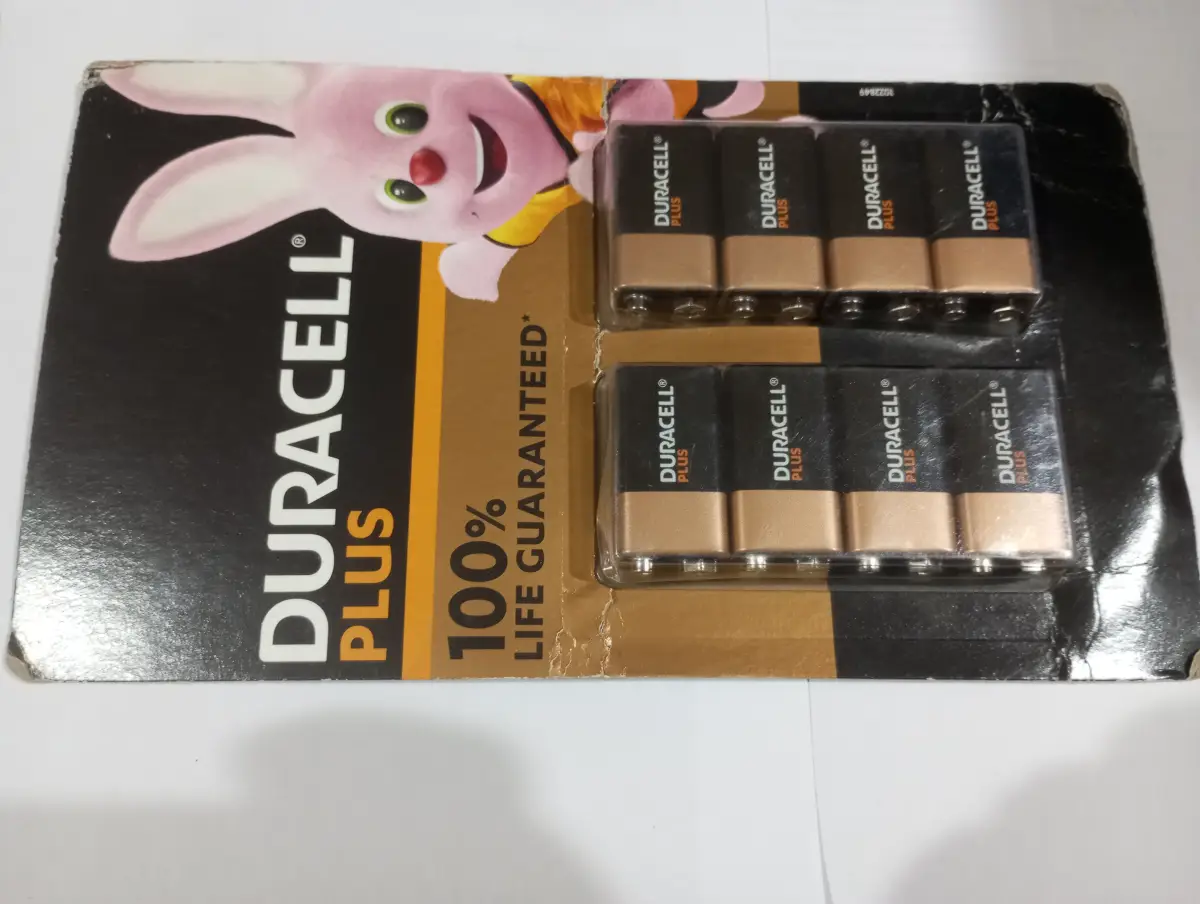 Duracell 9-Volt Battery Pack of 8 - Image 3