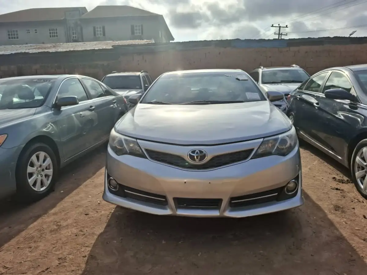 TOKS TOYOTA CAMRY SE 2013 MODEL - Image 2
