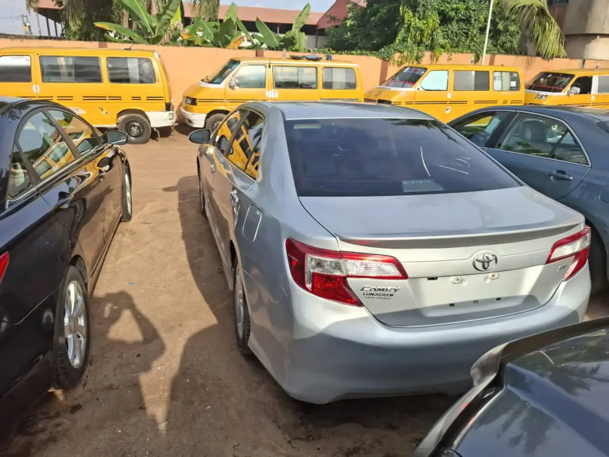 TOKS TOYOTA CAMRY SE 2013 MODEL - Image 8