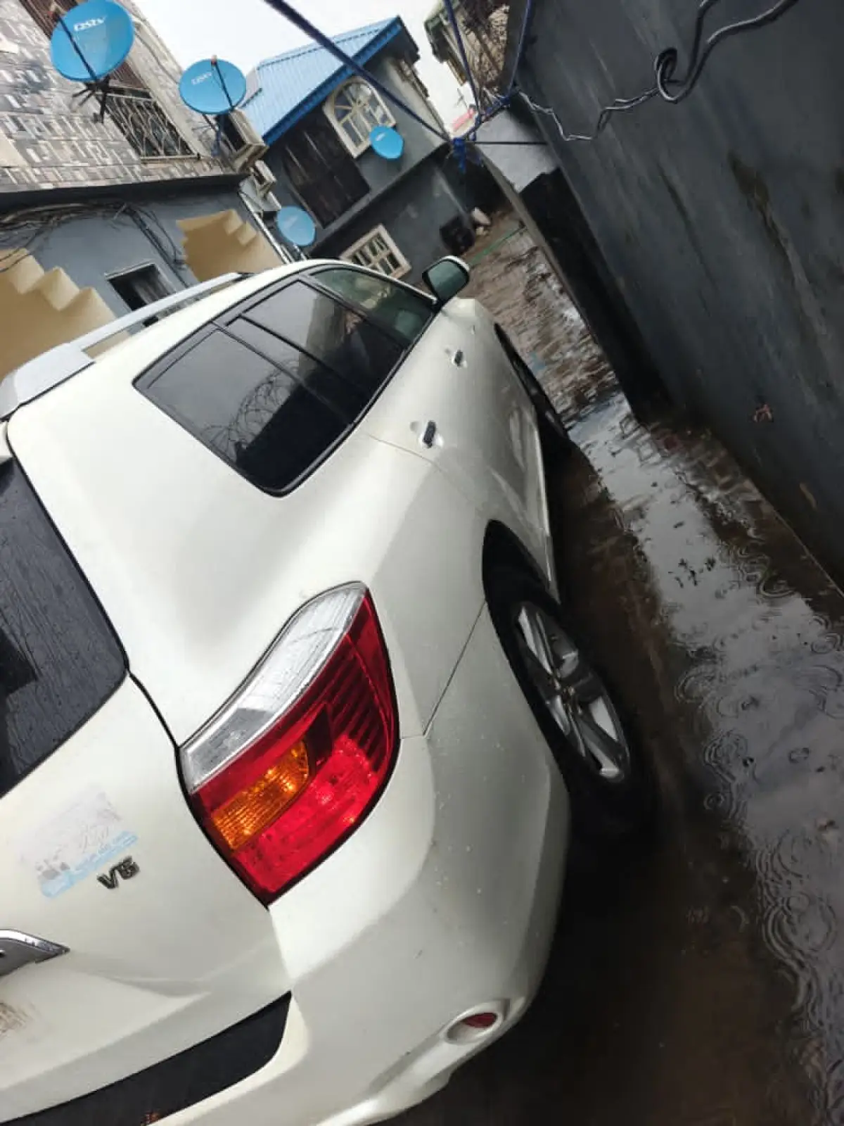 Toyota Highlander 2009 limited Registered First body - Image 6