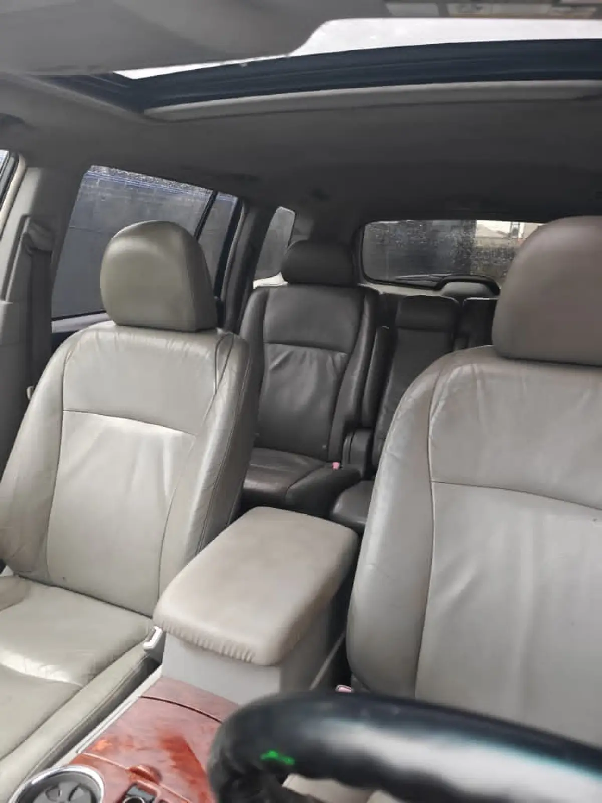 Toyota Highlander 2009 limited Registered First body - Image 7