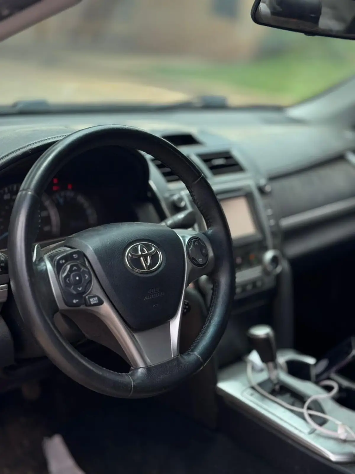 FOREIGN USED 2013 TOYOTA CAMRY SE FOR SALE - Image 4