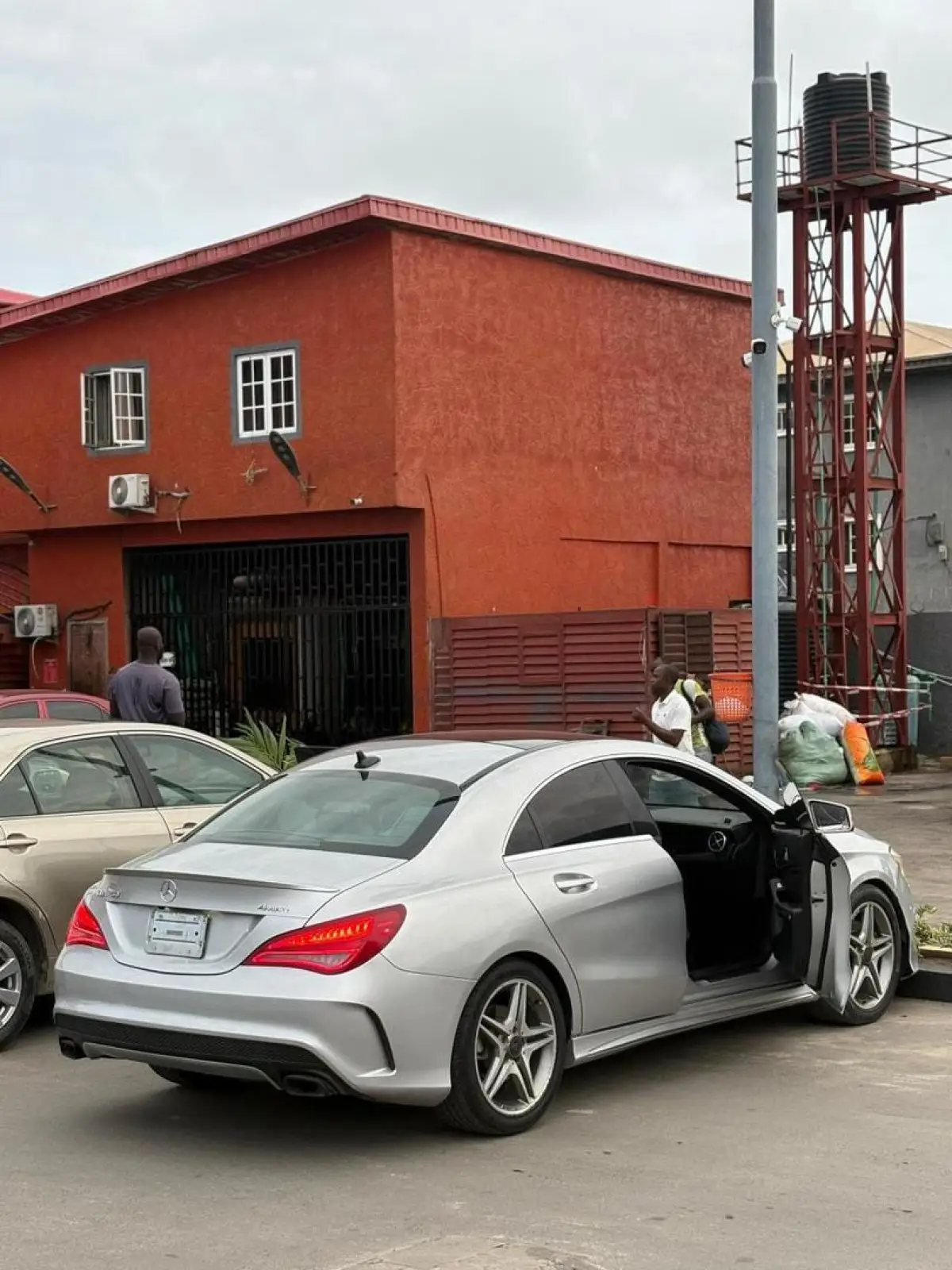 2015 MERCEDES BENZ CLA250 AMG TRIM FULL OPTION FOR SALE - Image 5