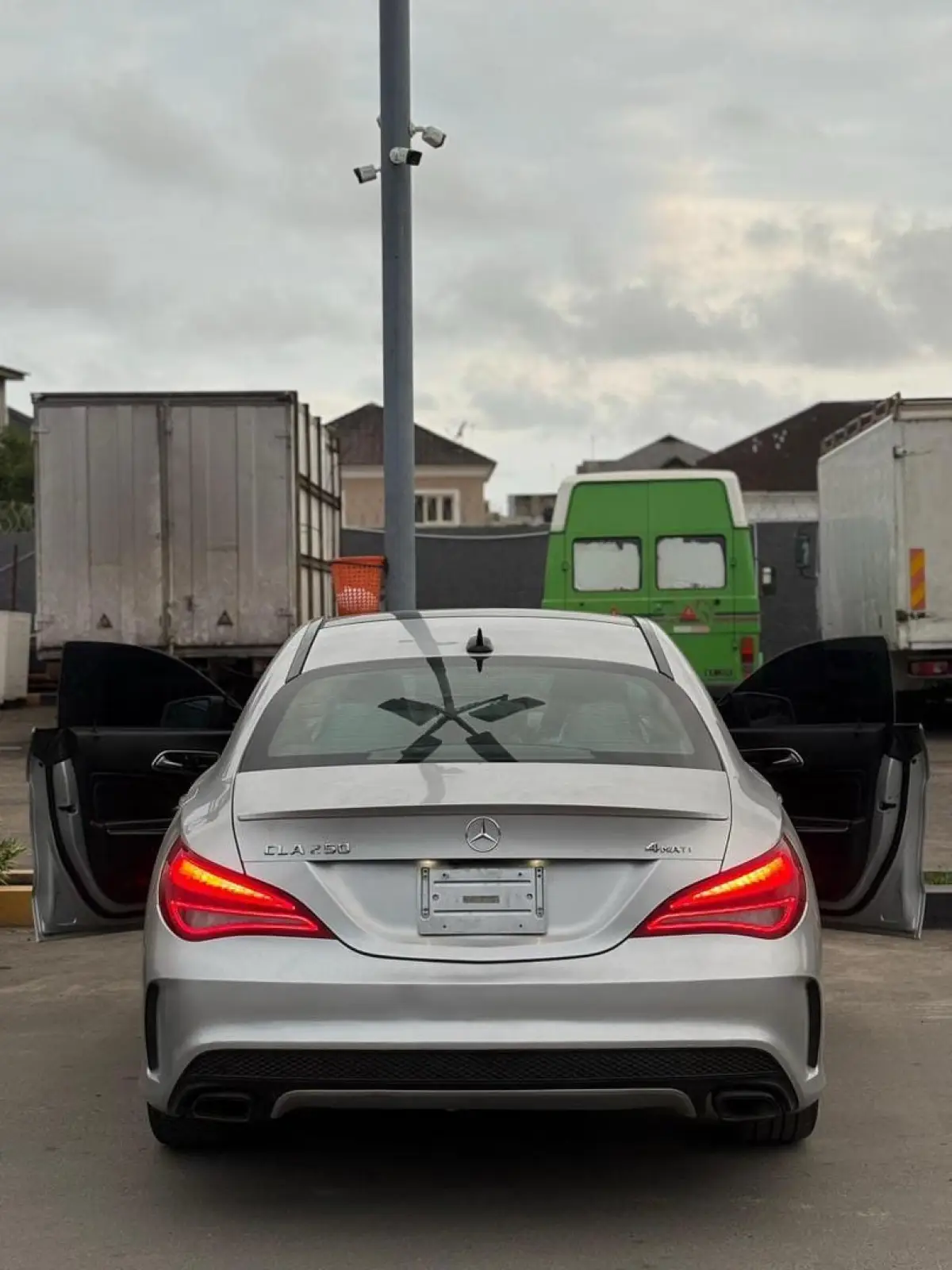 2015 MERCEDES BENZ CLA250 AMG TRIM FULL OPTION FOR SALE - Image 6