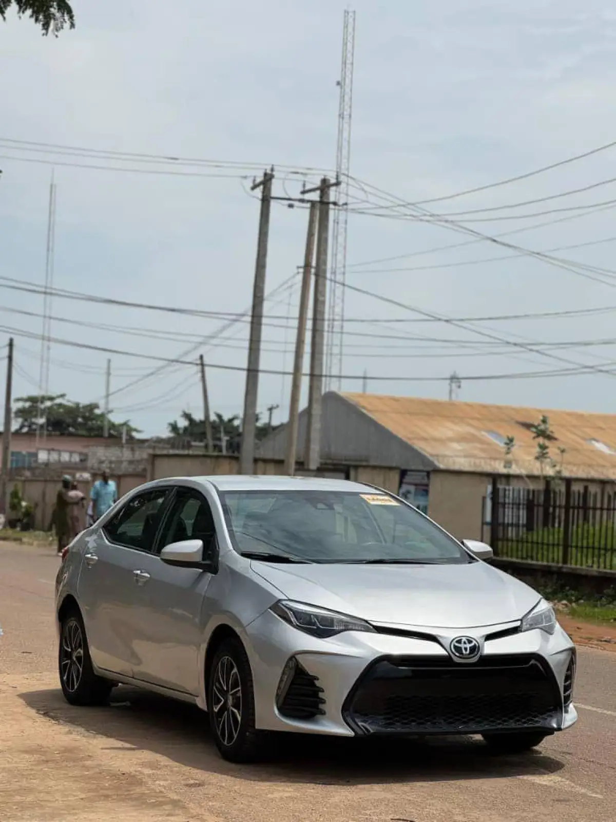 FOREIGN USED 2017 TOYOTA COROLLA FOR SALE - Image 3