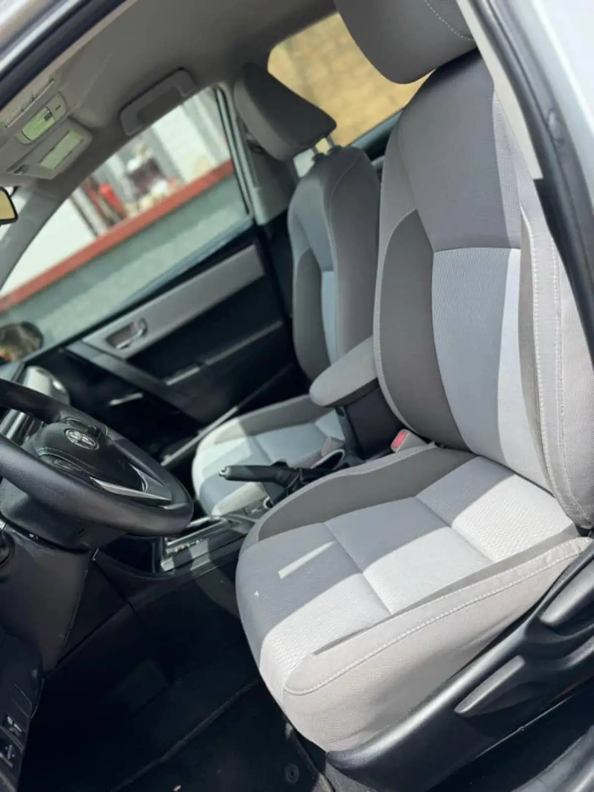 FOREIGN USED 2017 TOYOTA COROLLA FOR SALE - Image 6