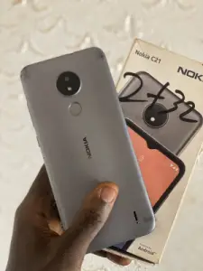 Nokia C21