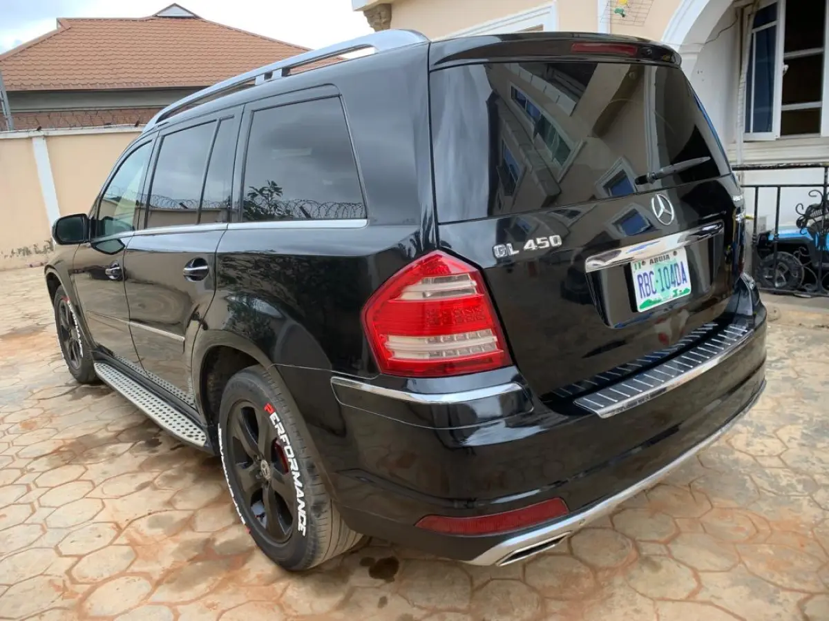 NEATLY USED 2010 GL450 - Image 5