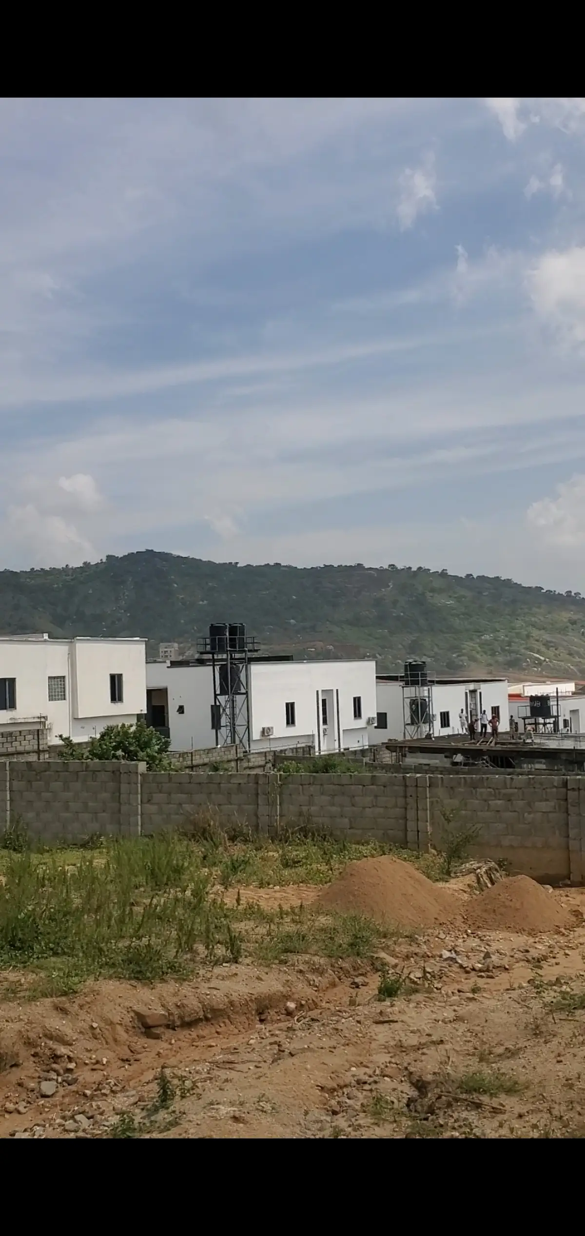 250sqm secured and serene property at Horizon villa Estate, Katampe Abuja - Image 2