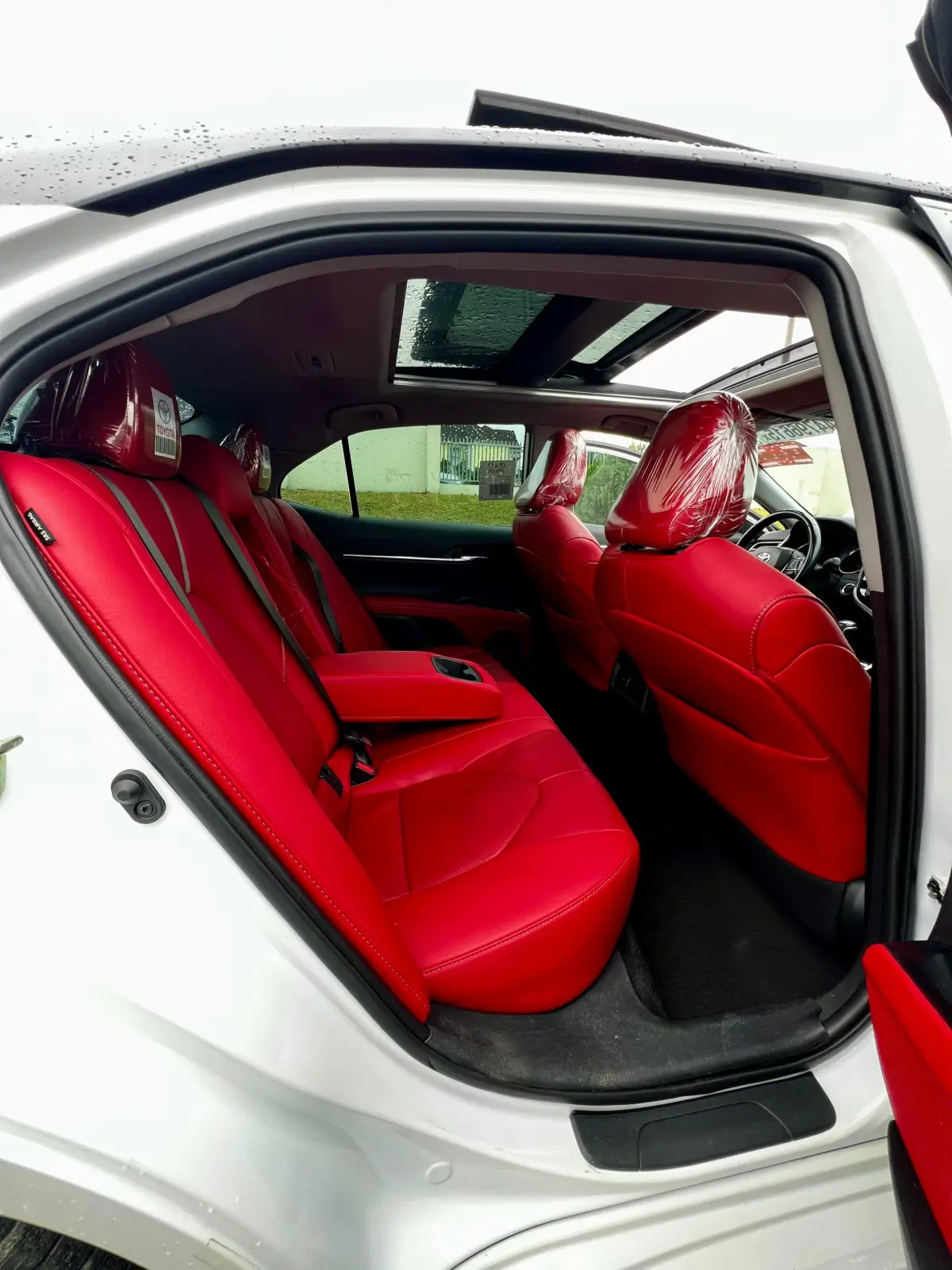 They say luxury has a price this ones 40M worth of class. 2020 Camr - Image 7