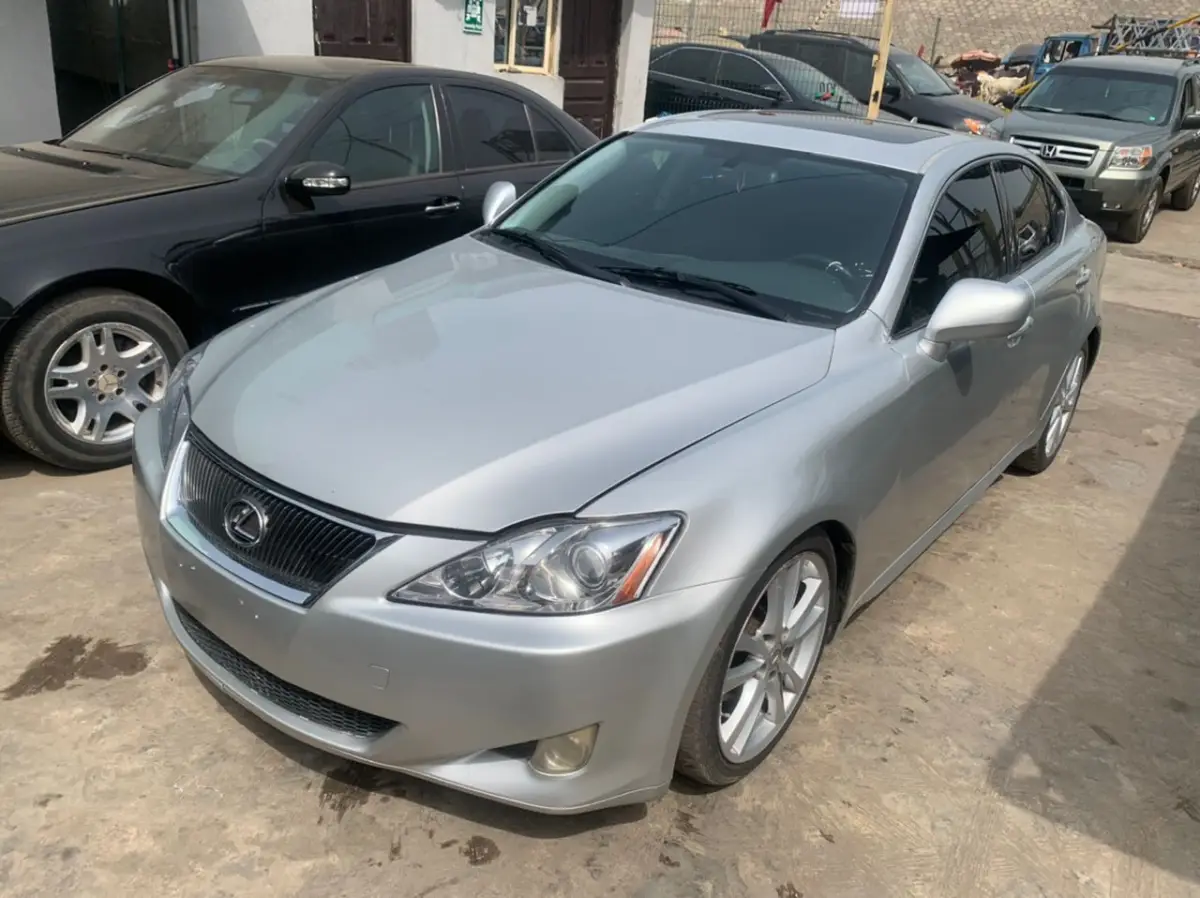 Clean Lexus is 250 model - Image 8