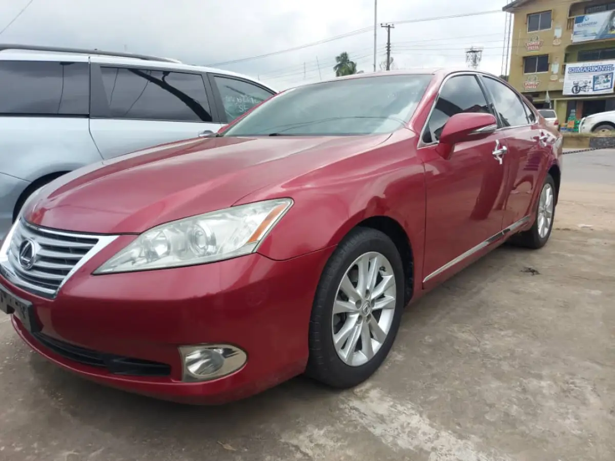 Clean Lexus ES350 model - Image 1