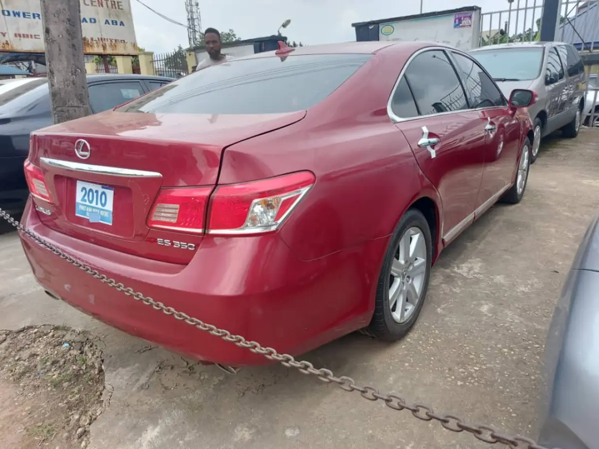 Clean Lexus ES350 model - Image 4