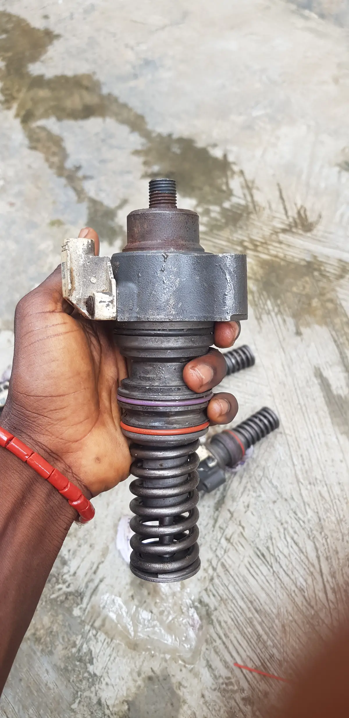 DAF and Iveco Mechanic (Computer Diagnostics) - Trailer Park Available - Image 8