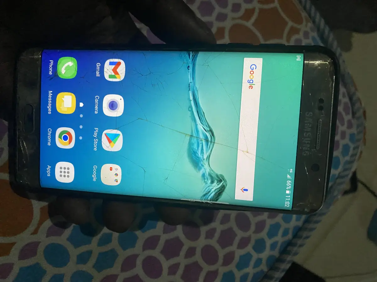 Used Samsung Galaxy S6 edge plus - Image 3