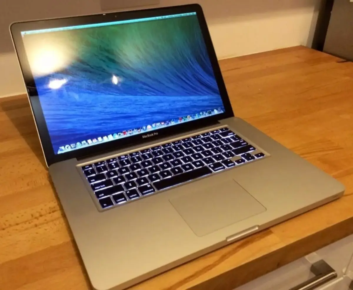 UK used 2012 Macbook Pro - Image 4