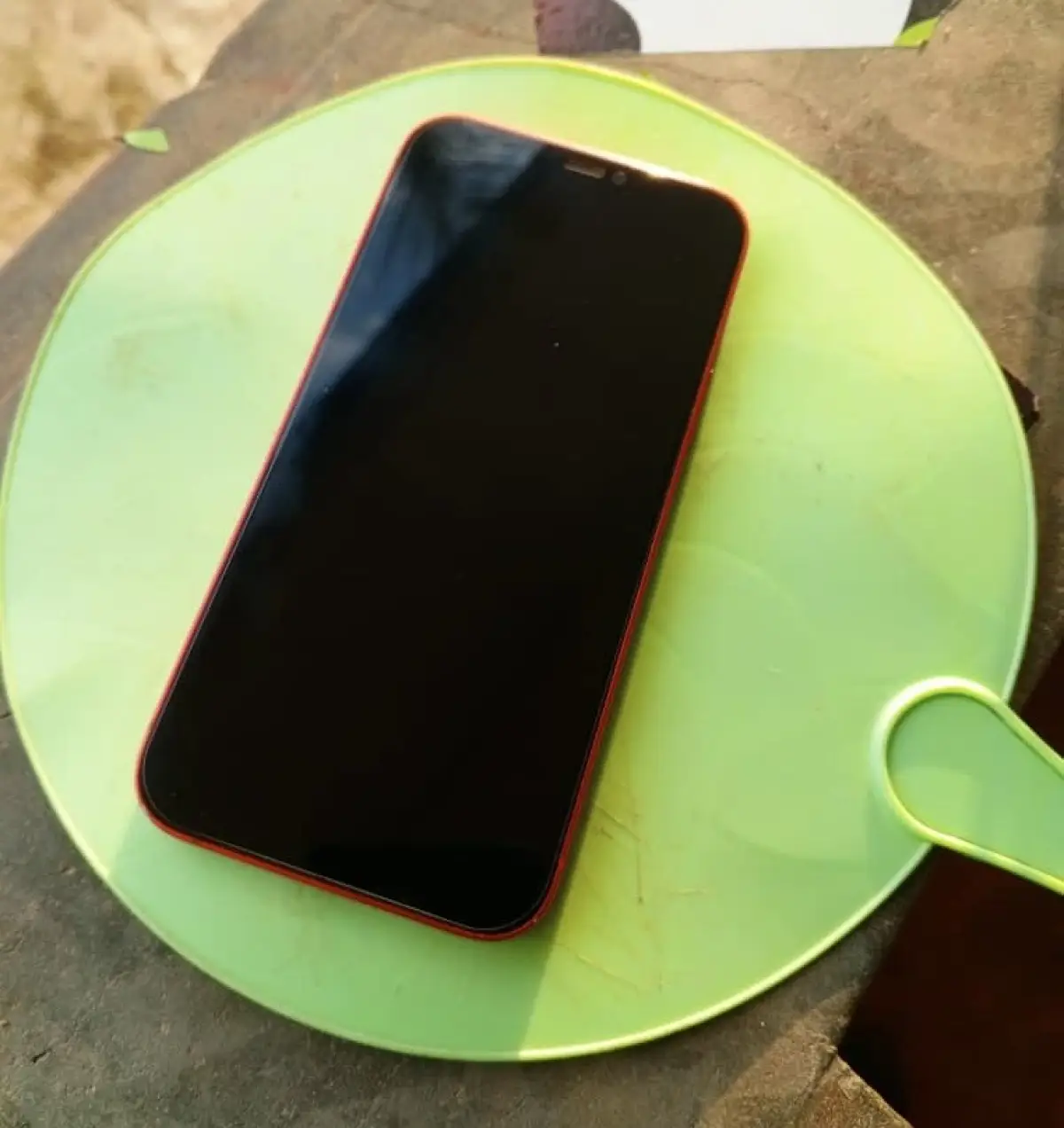 Iphone 12 64Gb red - Image 2