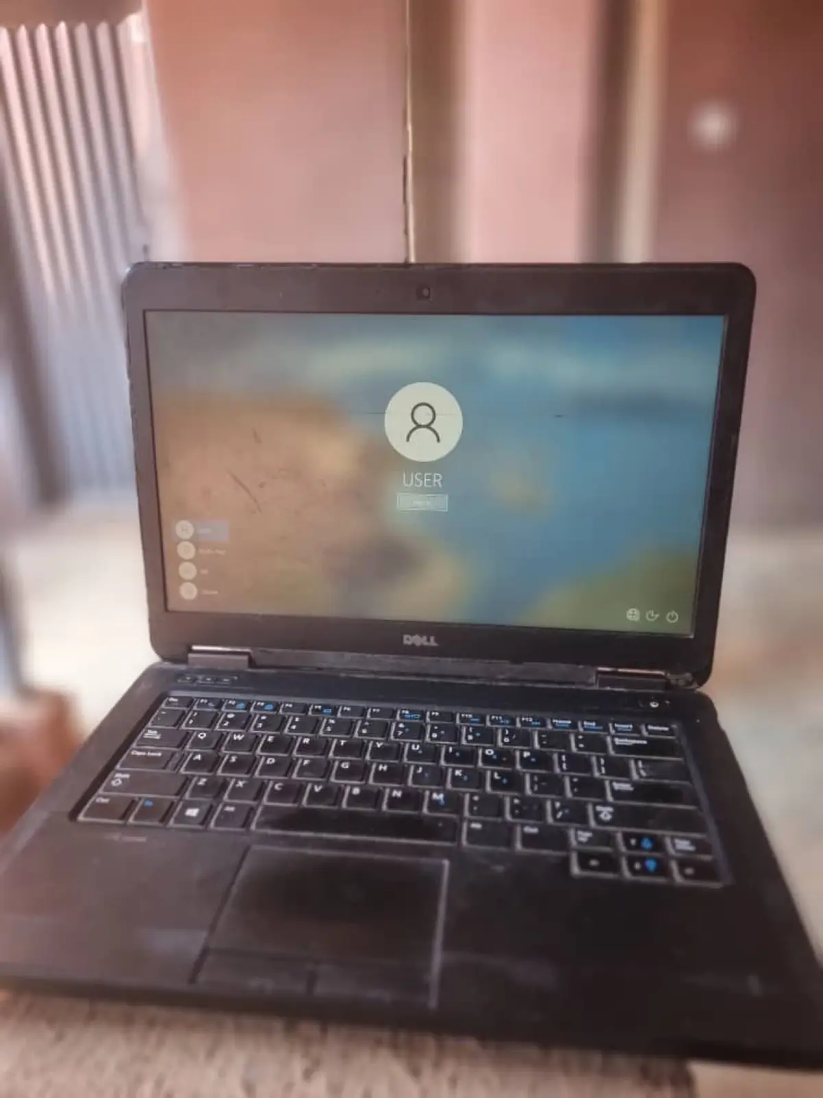 Dell laptop for sale - Image 1