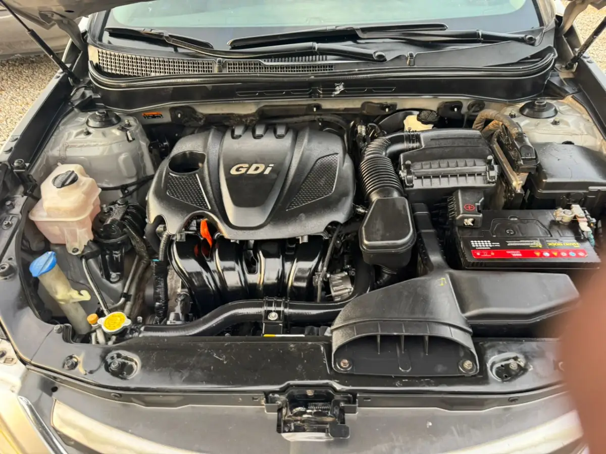 2014 Hyundai Sonata, 7M - Image 10
