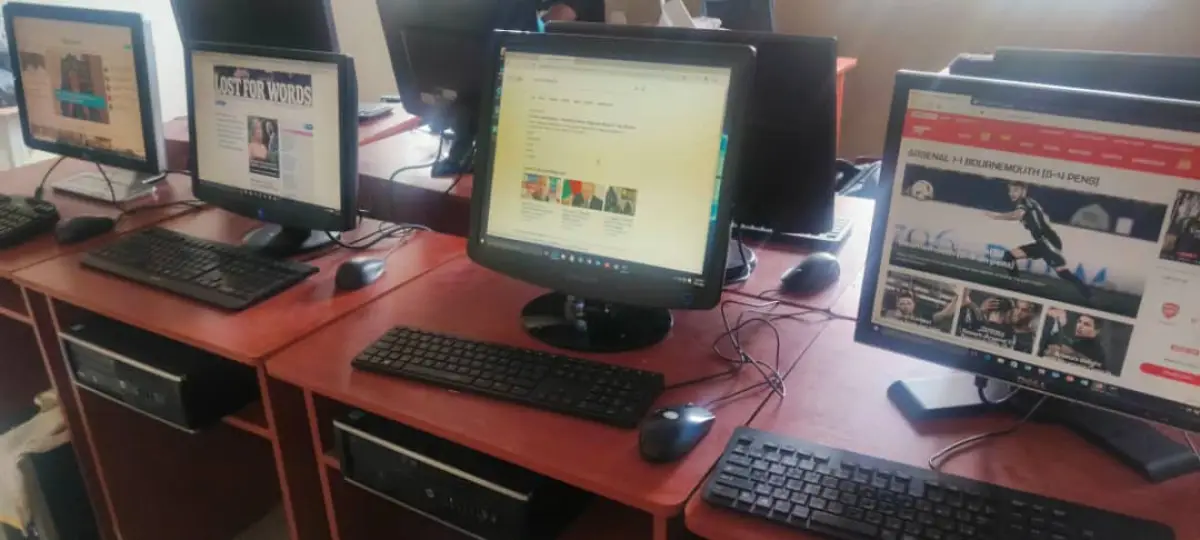 Computer Desktop - Image 1