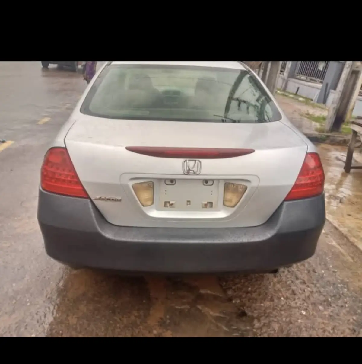 2005 Honda Accord DC - Image 4