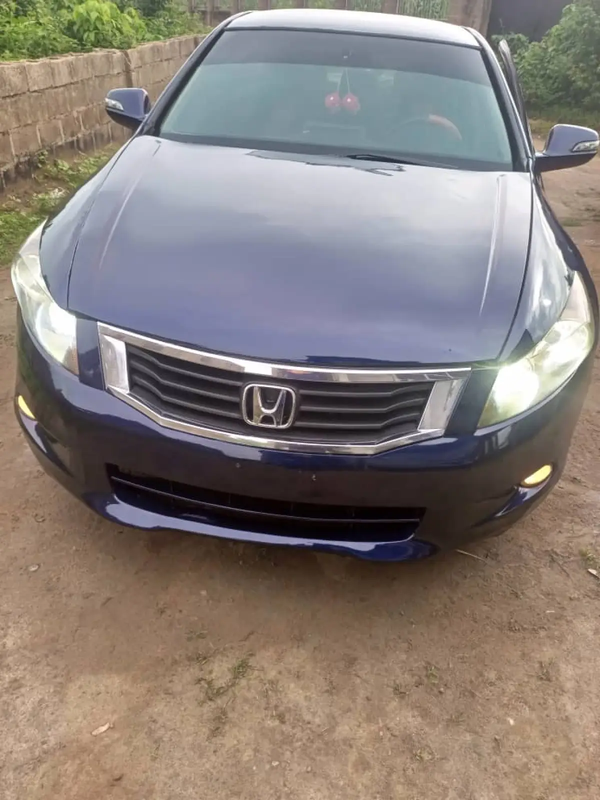 Honda Accord 2009 - Image 1