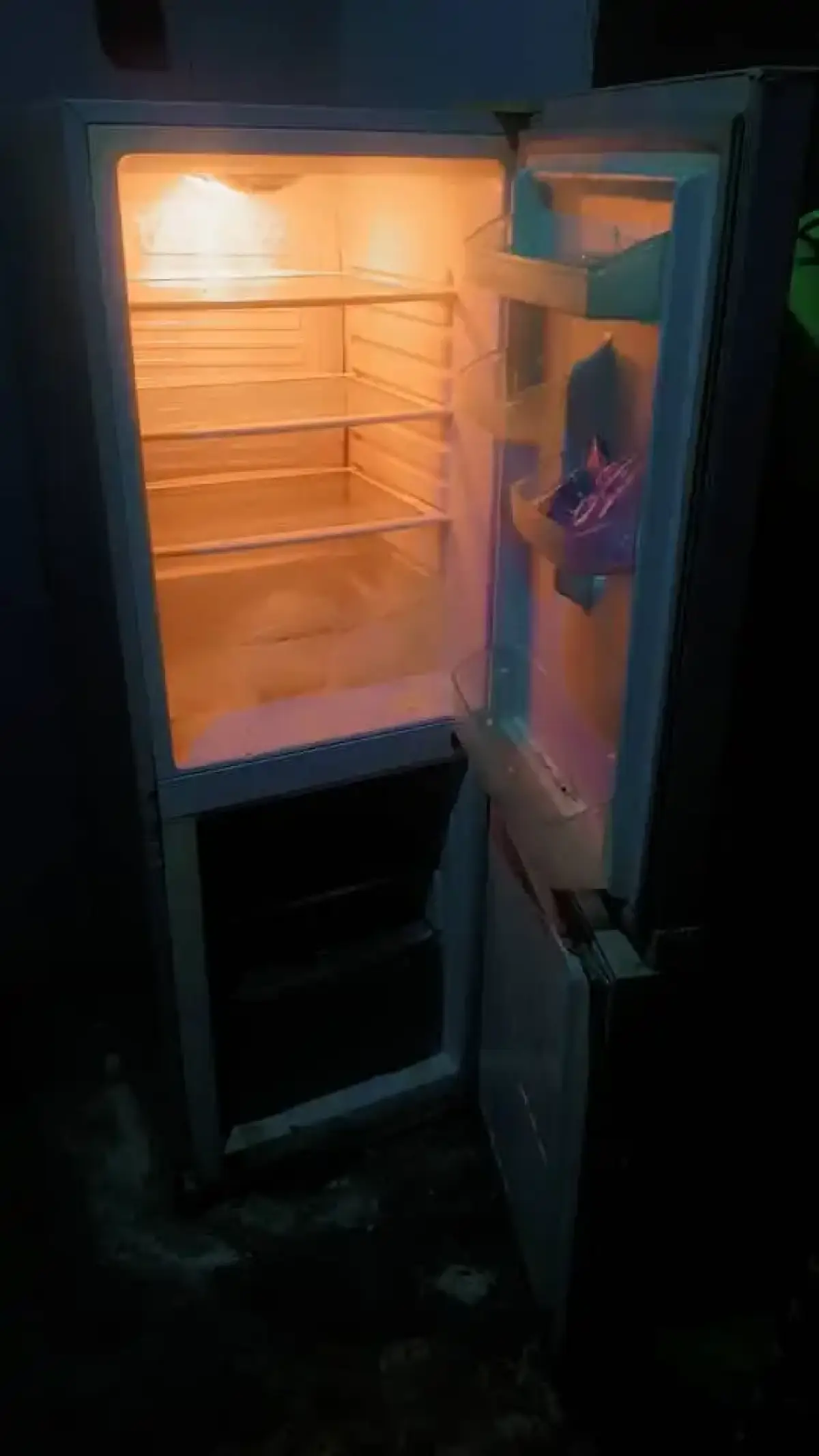 HAIER THERMOCOOL UP AND down FRIDGE - Image 2