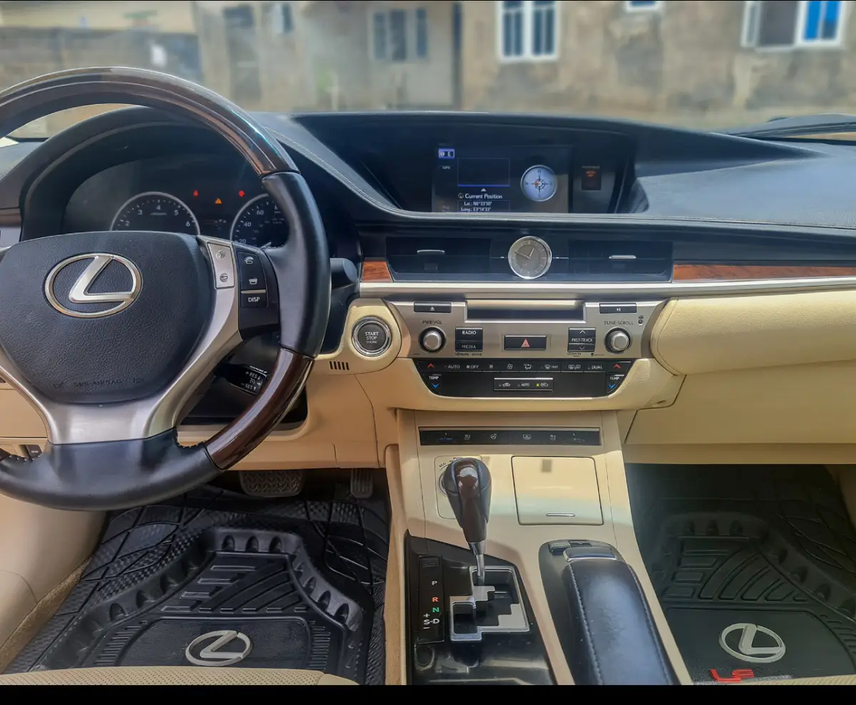 Es350 2013 - Image 7