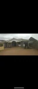 5 Bedroom Bungalow for sale