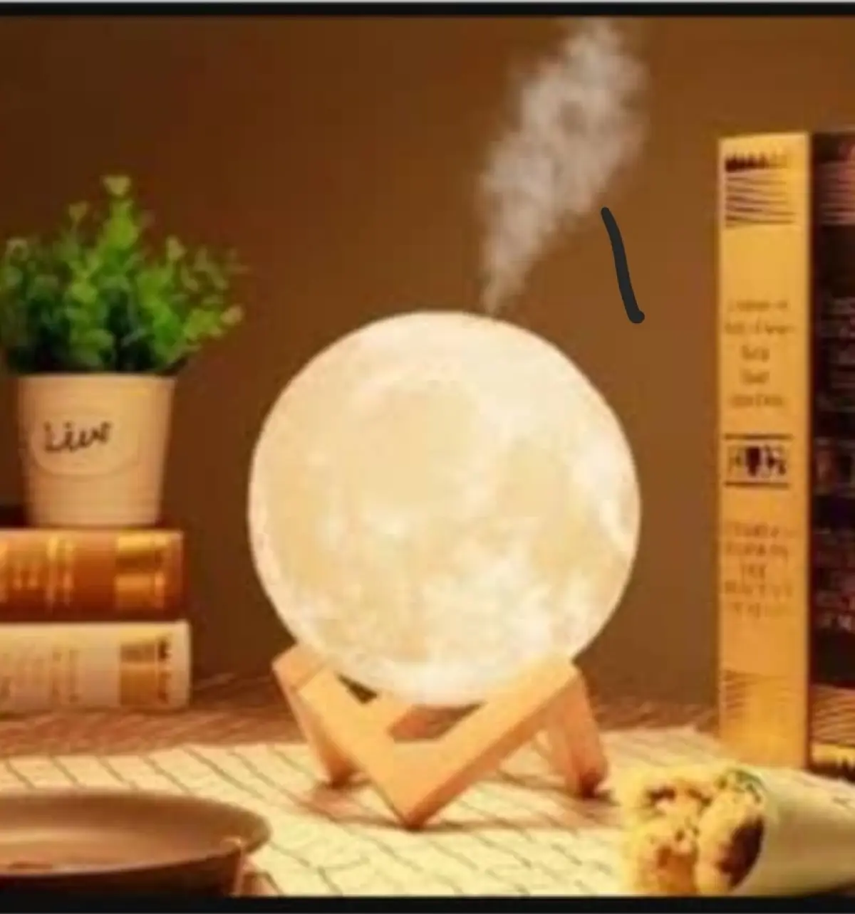 Humidifier, Aromatiser and Night Light - Image 1