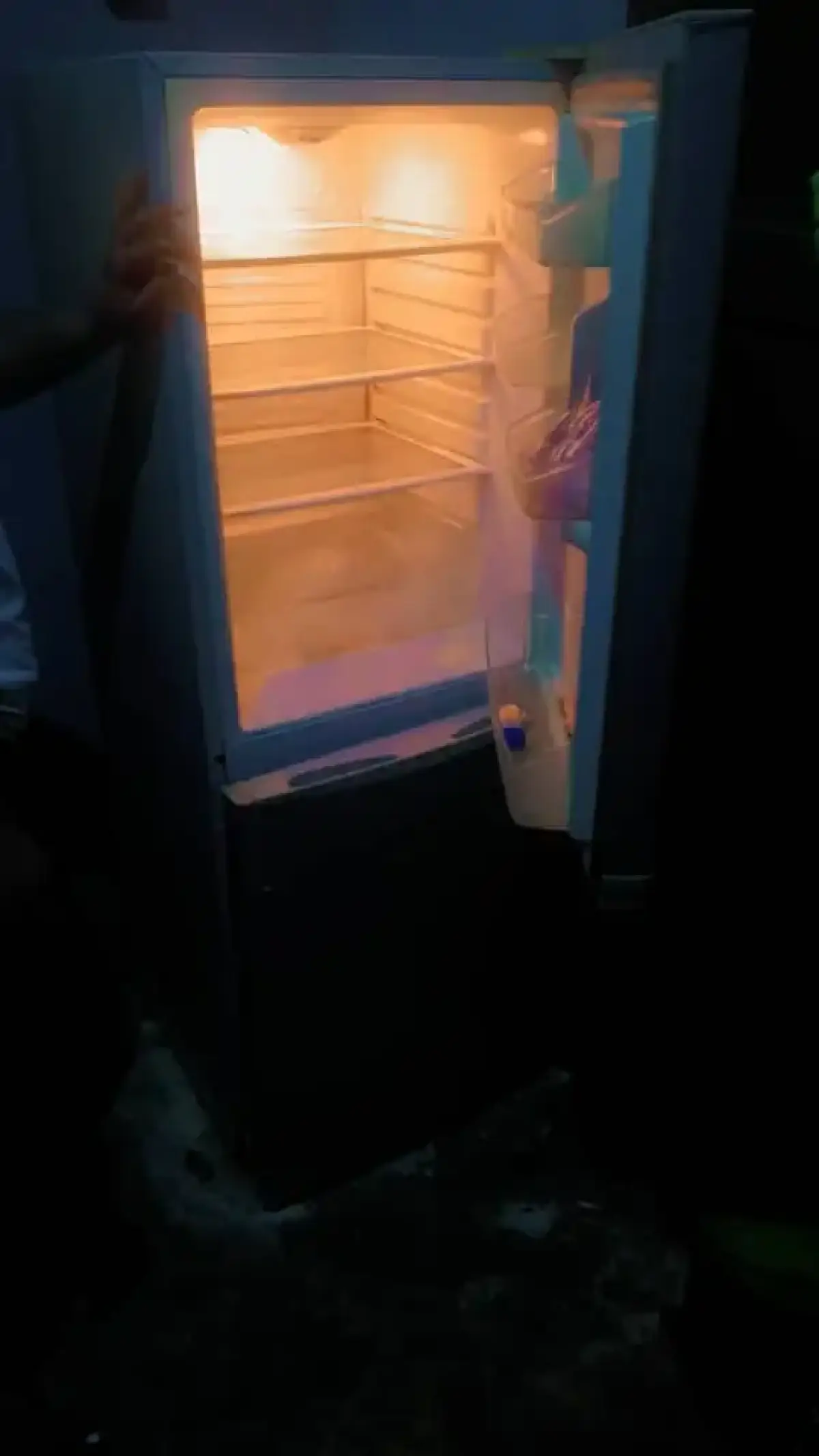 HAIER THERMOCOOL UP AND down FRIDGE - Image 6