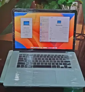 MacBook Pro 2015 i7 256Gb 8Gb Ram