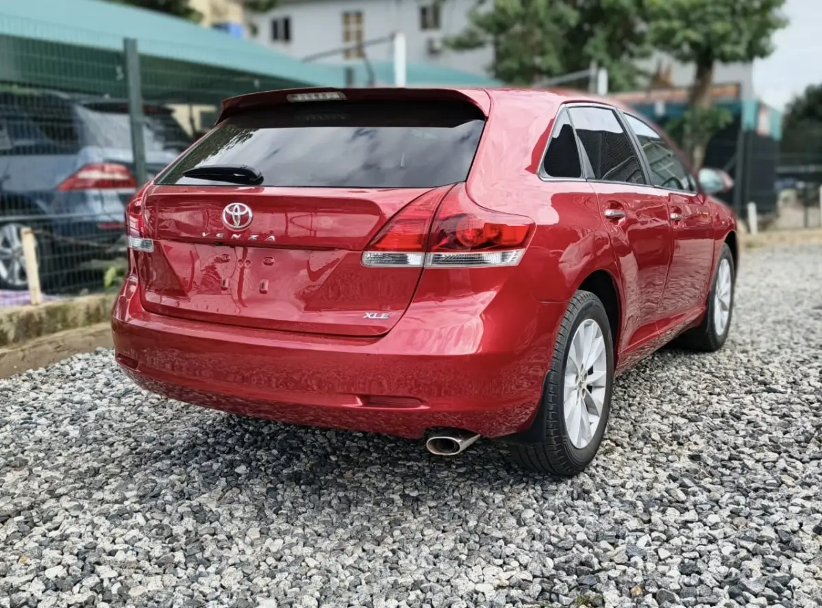 2015 Toyota Venza - Image 7