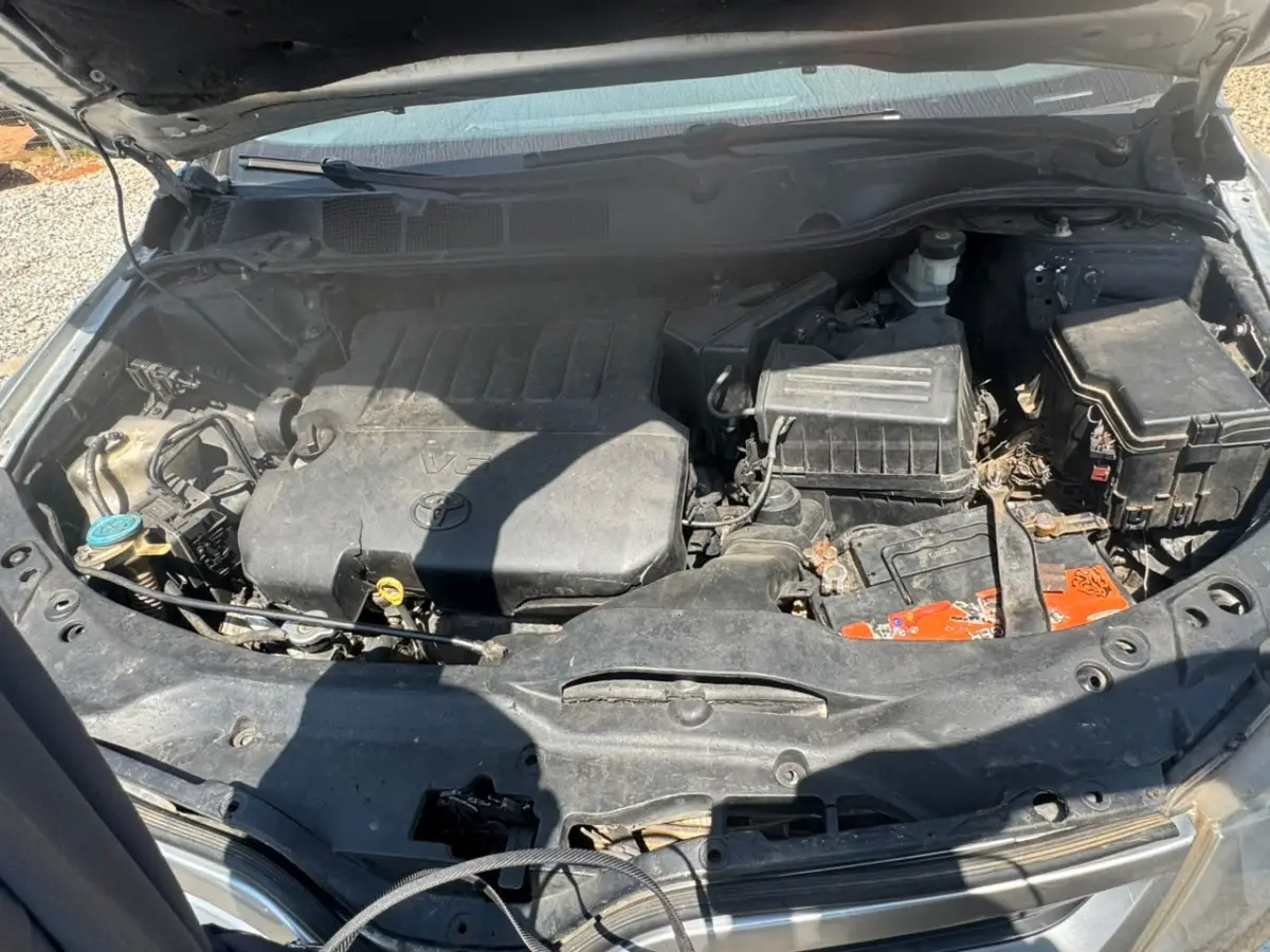 2013 Toyota Venza, 8.5M - Image 8