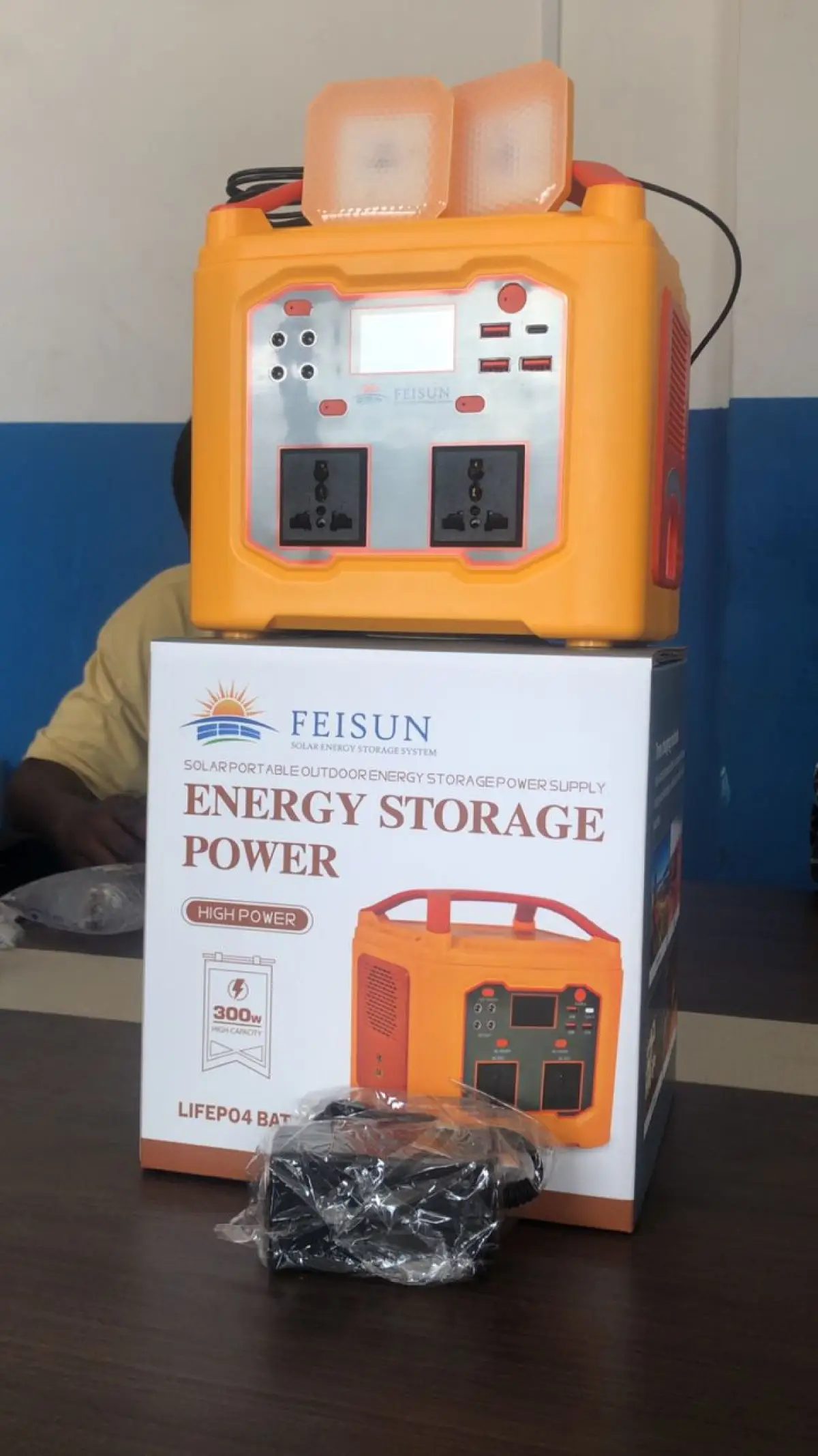 SOLAR GENERATOR - Image 1