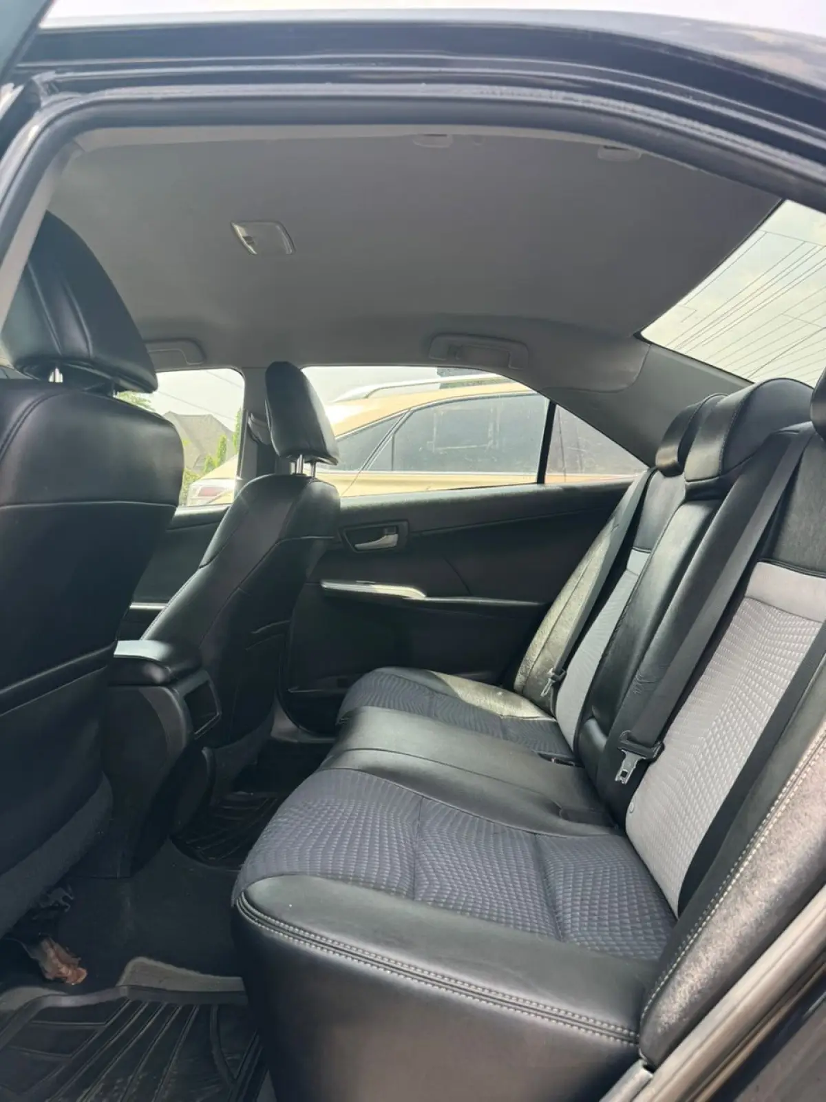 2014 Toyota Camry SE, 9M - Image 4