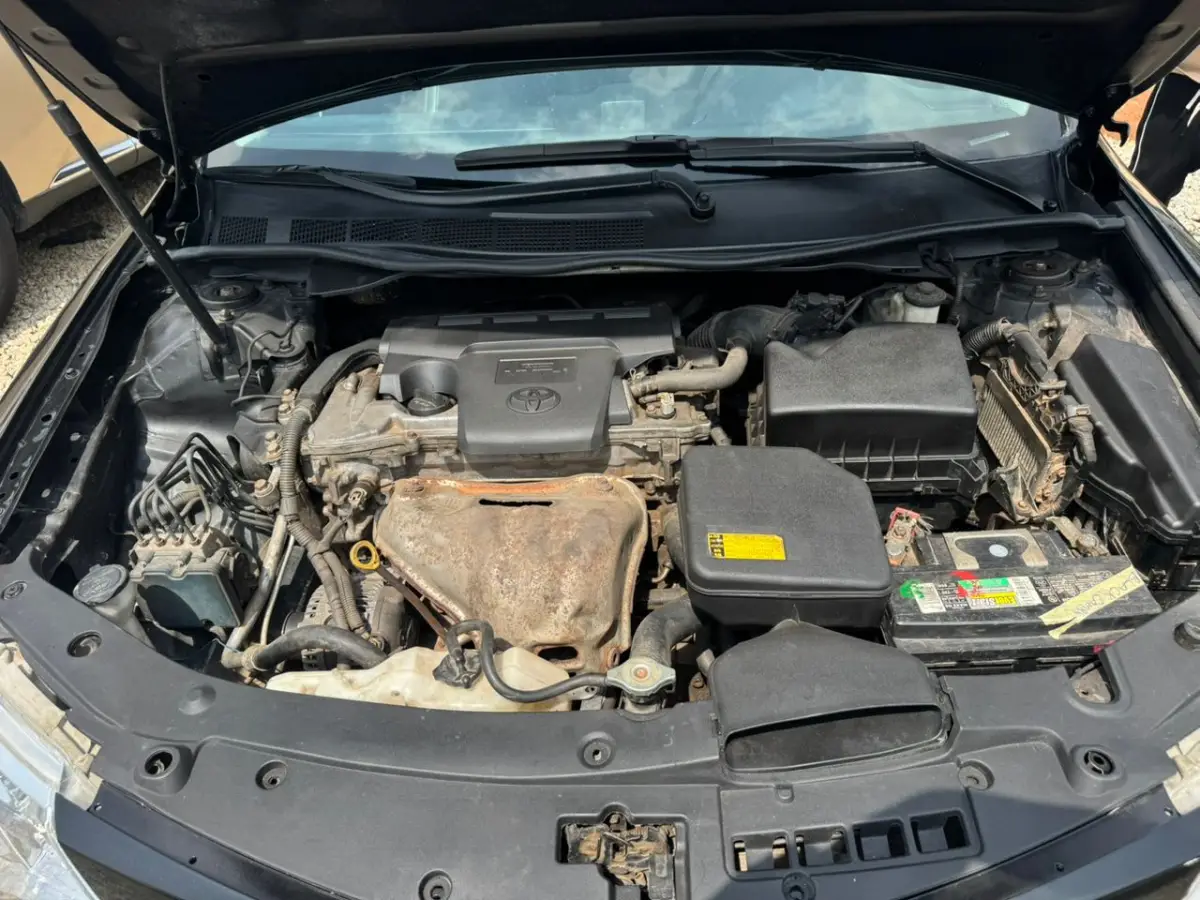 2014 Toyota Camry SE, 9M - Image 8