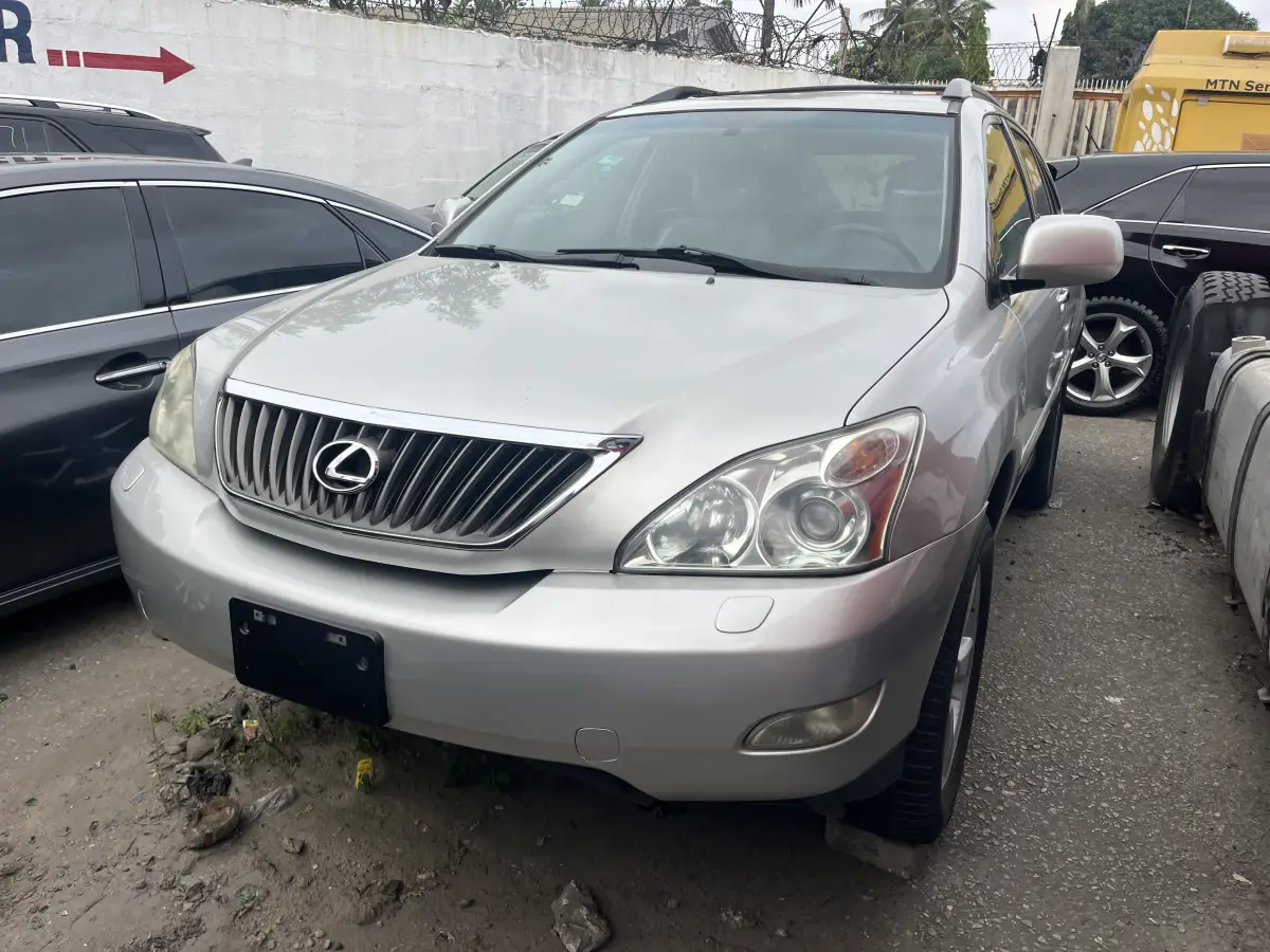 Foreign Used 2005 lexus Rx330 - Image 2