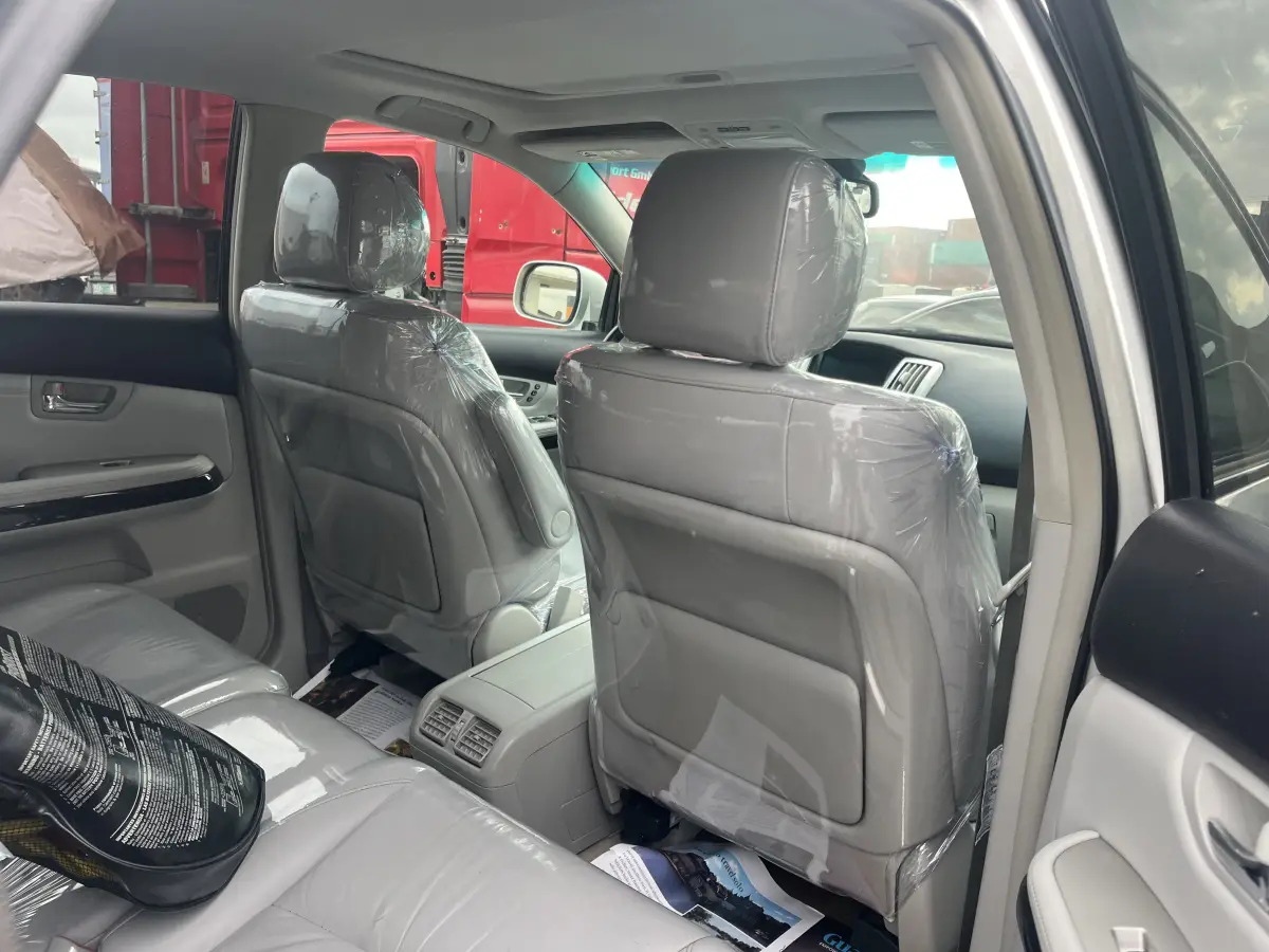 Foreign Used 2005 lexus Rx330 - Image 4