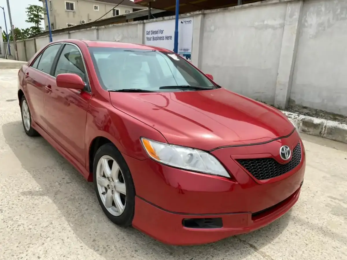 Toyota  camry for sale - Image 1