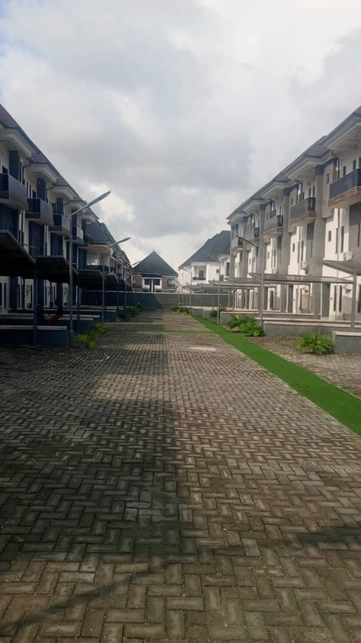 20 units of newly built and fully furnished 4 bedroom terrace duplex - Image 2