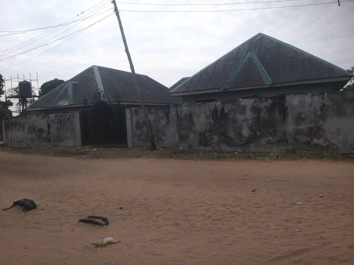 . Unfinished Estate with Endless PotentialMake It Your Own - Image 2