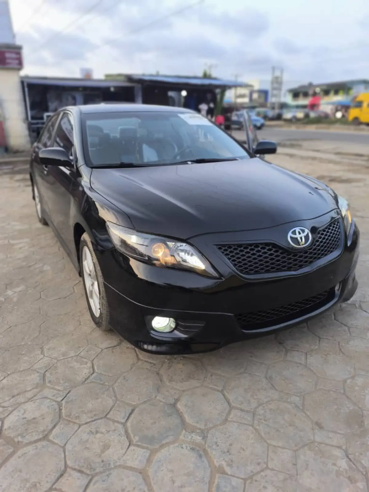 TOKS TOYOTA CAMRY SE 2009 MODEL - Image 1