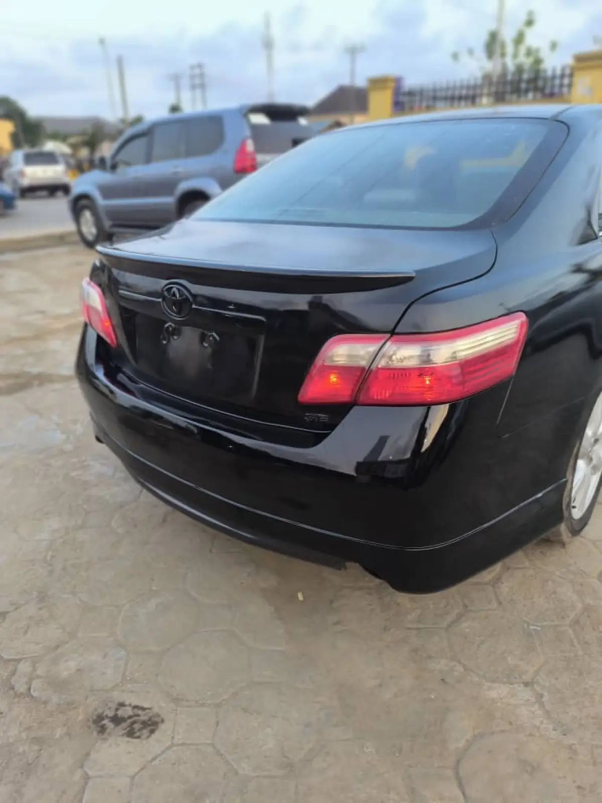TOKS TOYOTA CAMRY SE 2009 MODEL - Image 7