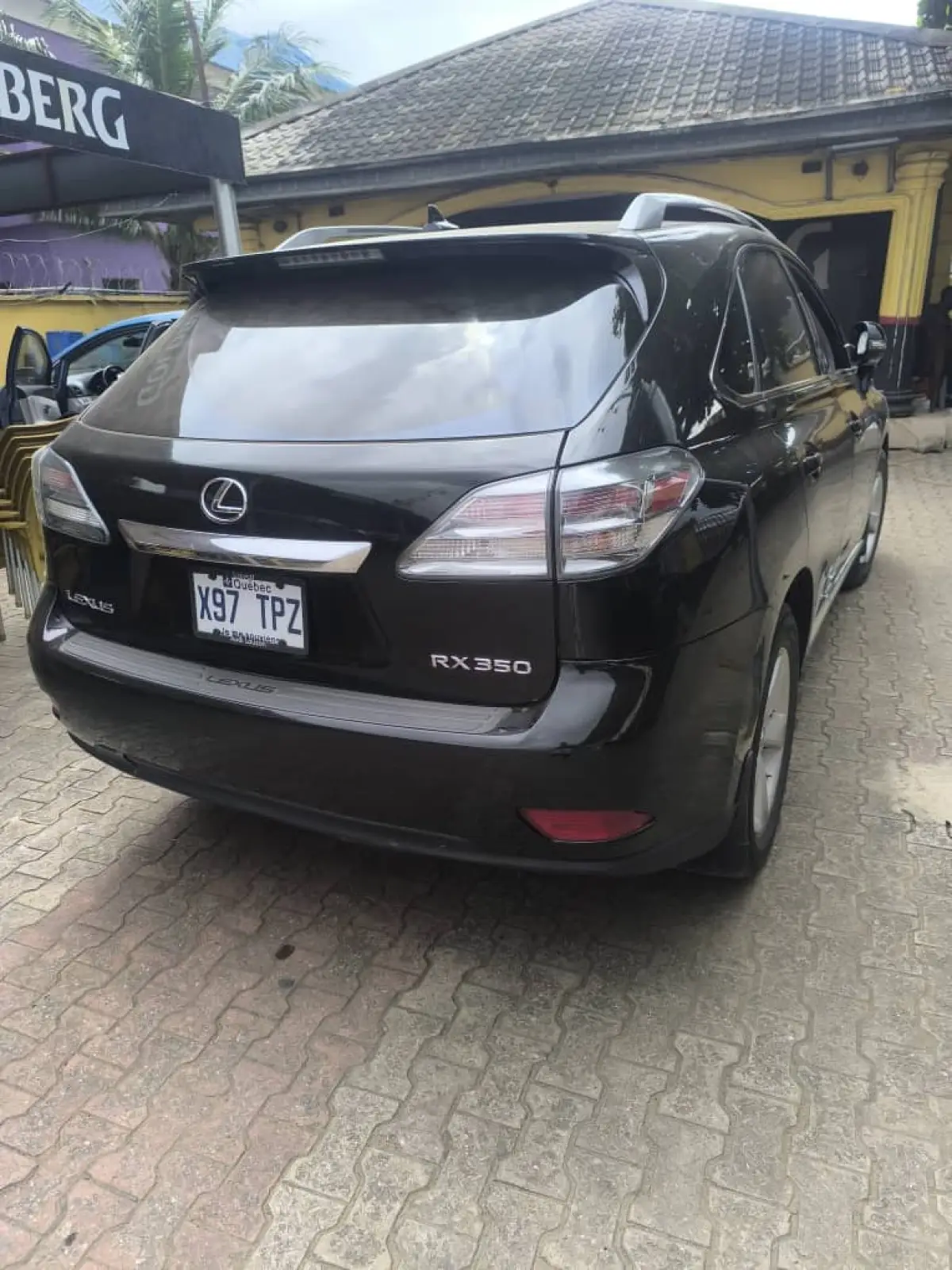 TOKS LEXUS RX350 2010 MODEL FULL OPTION - Image 9
