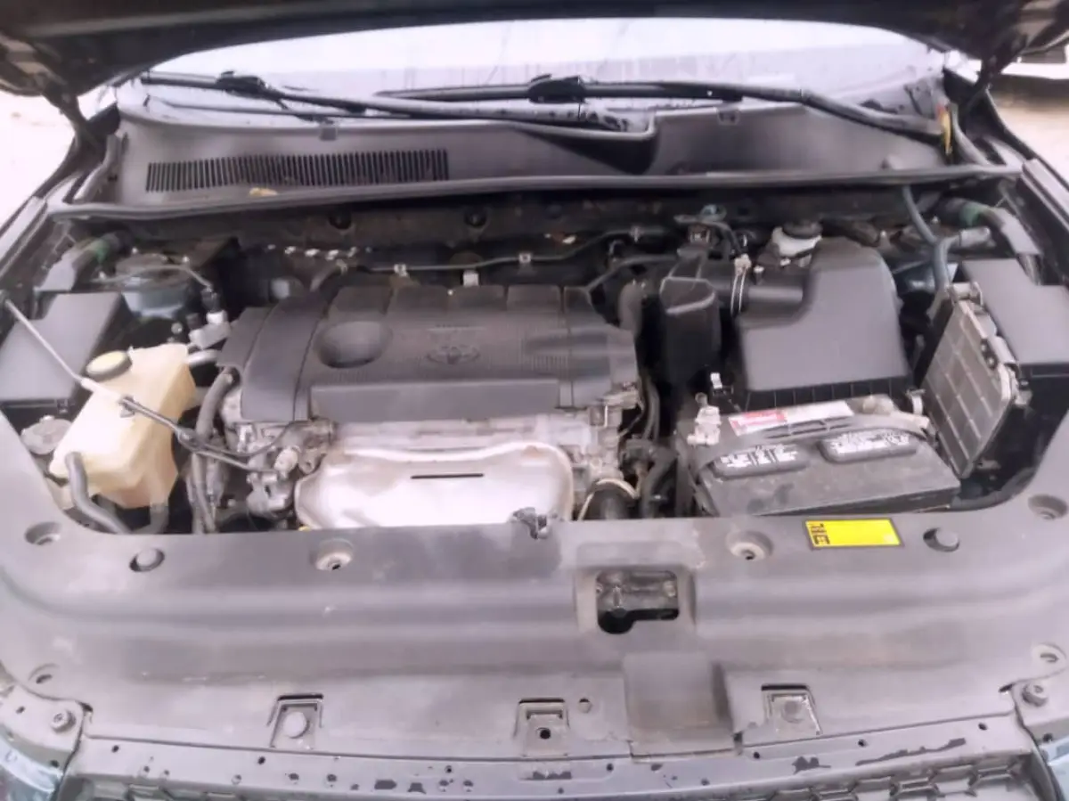 TOKS TOYOTA RAV4 LE 2011 MODEL - Image 4